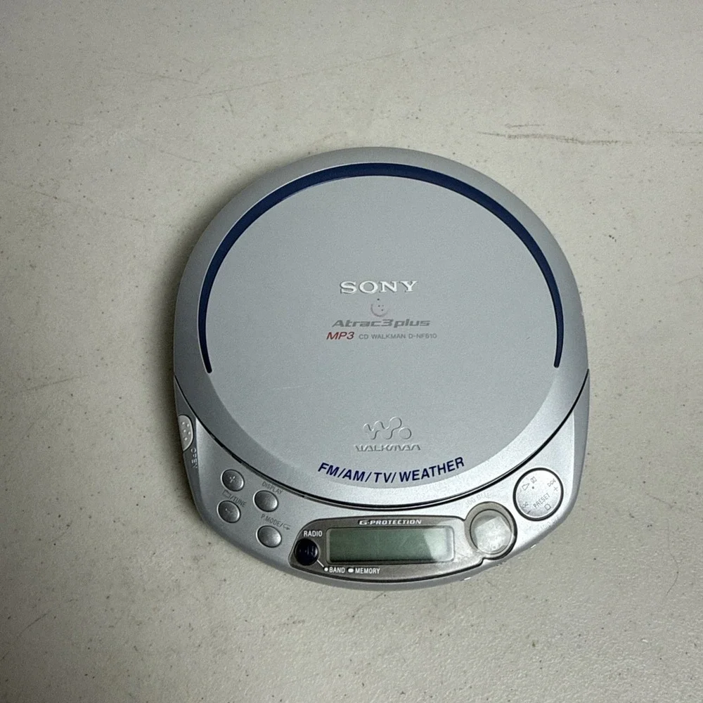 Sony Walkman D-NF610 ATRAC3/MP3 G-Protection FM/AM/TV/Weather Bands CD Player